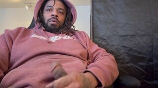 Quick nut in the truck - porn video