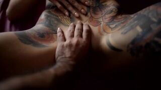 Tanya Virago gets sensual pussy teasing under the music - porn video